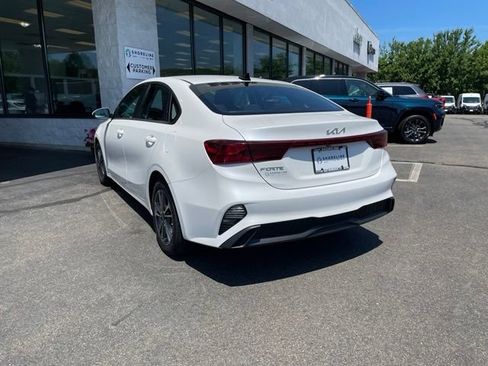 Used 2023 Kia Forte LXS FWD image 7