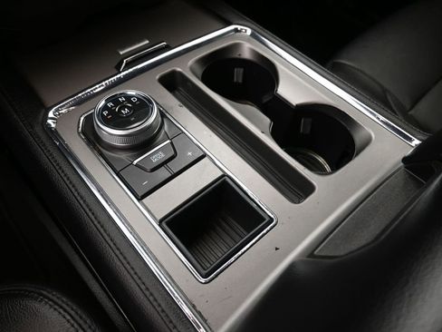 Used 2018 Ford Expedition XLT w/ Equipment Group 202A image 30