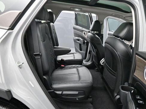Used 2023 Kia Sorento SX Prestige AWD/4WD image 39