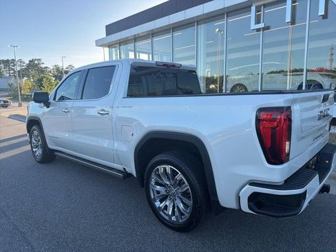 Used 2025 GMC Sierra 1500 Denali w/ Denali Reserve Package AWD/4WD image 3