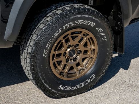 Used 2023 Toyota Tacoma SR5 w/ Trail Edition image 62