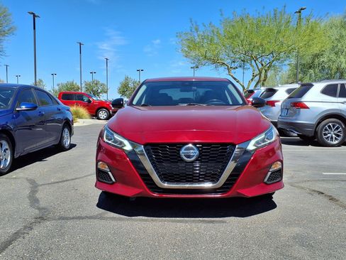 Used 2021 Nissan Altima 2.5 SR FWD image 2