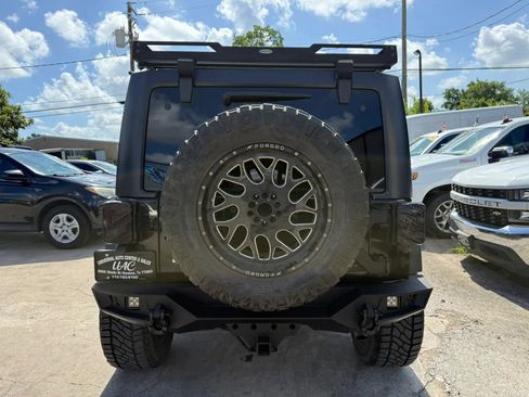 Used 2017 Jeep Wrangler Unlimited Sport w/ Quick Order Package 24S AWD/4WD image 6