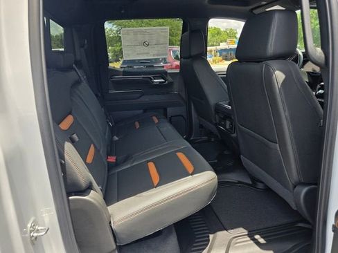 Used 2026 GMC Sierra 1500 AT4 w/ AT4 Premium Package AWD/4WD image 17