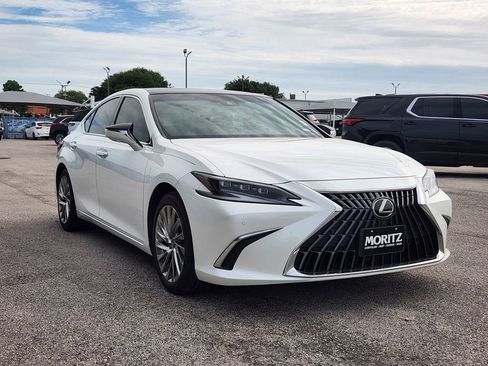 Used 2022 Lexus ES 350 Ultra Luxury w/ Accessory Package 2 FWD image 3