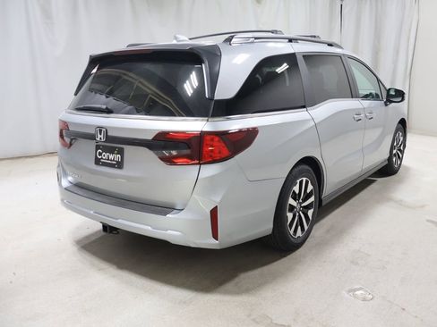 New 2026 Honda Odyssey EX-L image 5