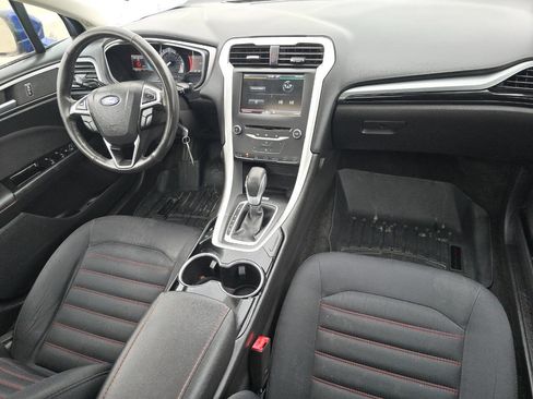 Used 2015 Ford Fusion SE image 17