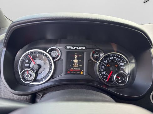Used 2019 RAM 1500 Big Horn AWD/4WD image 14
