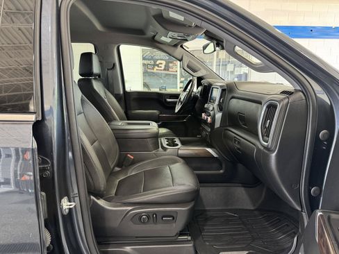 Used 2021 GMC Sierra 1500 SLT w/ SLT Premium Plus Package AWD/4WD image 15