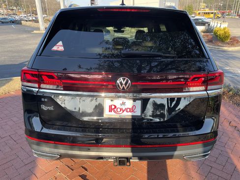 New 2026 Volkswagen Atlas SE image 5