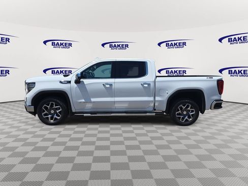 Used 2024 GMC Sierra 1500 SLT w/ SLT Premium Plus Package AWD/4WD image 8