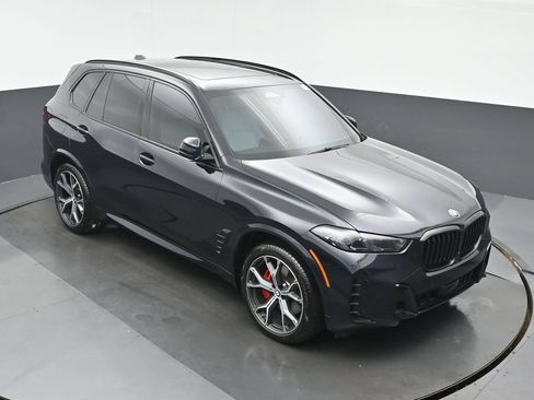 Used 2024 BMW X5 xDrive40i w/ M Sport Package AWD/4WD image 34