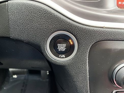 Used 2022 Dodge Charger GT image 21