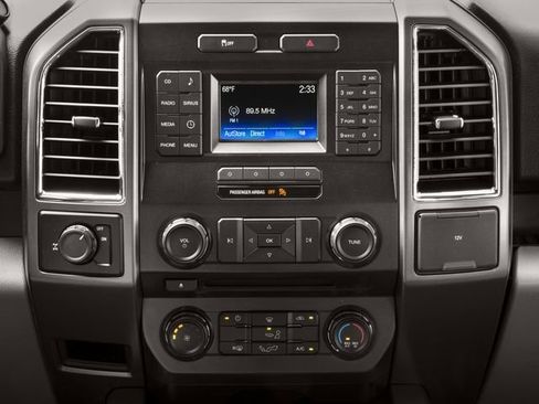 Used 2016 Ford F150 XLT w/ Equipment Group 302A Luxury RWD image 10