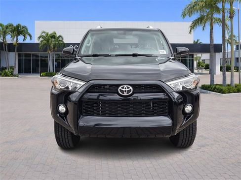 Used 2018 Toyota 4Runner SR5 image 2
