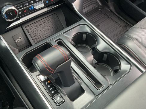 Used 2025 Ford F150 Raptor AWD/4WD image 35