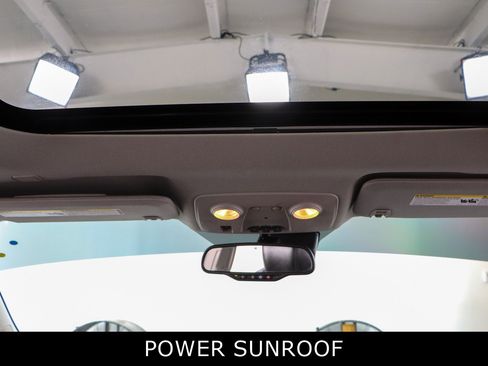 Used 2017 GMC Acadia Limited SLT image 21