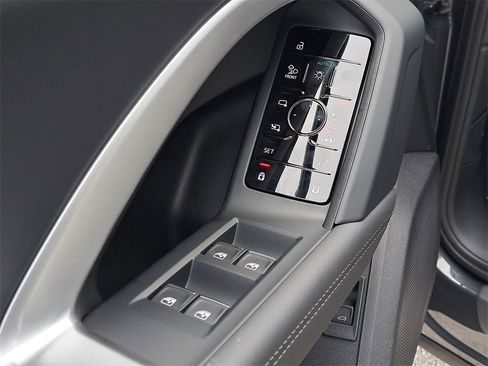 New 2025 Audi Q5 Premium Plus image 22