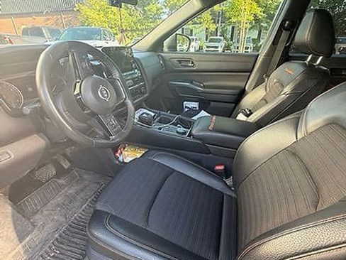 Used 2023 Nissan Pathfinder Rock Creek AWD/4WD image 17