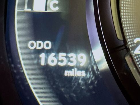 Used 2023 Lexus IS 350 F Sport image 34