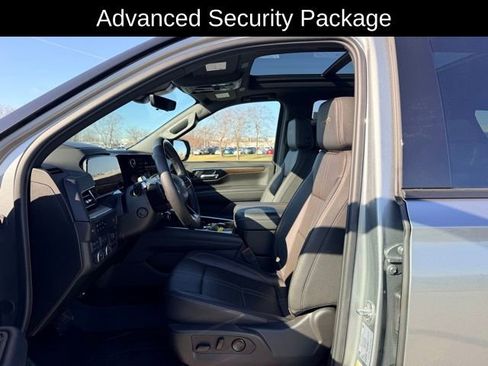 Certified 2025 Chevrolet Tahoe High Country image 8