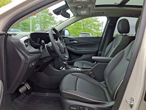 New 2026 Buick Encore GX Sport Touring w/ Studio Series AWD/4WD image 9