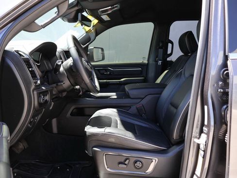Used 2024 RAM 1500 Limited AWD/4WD image 8