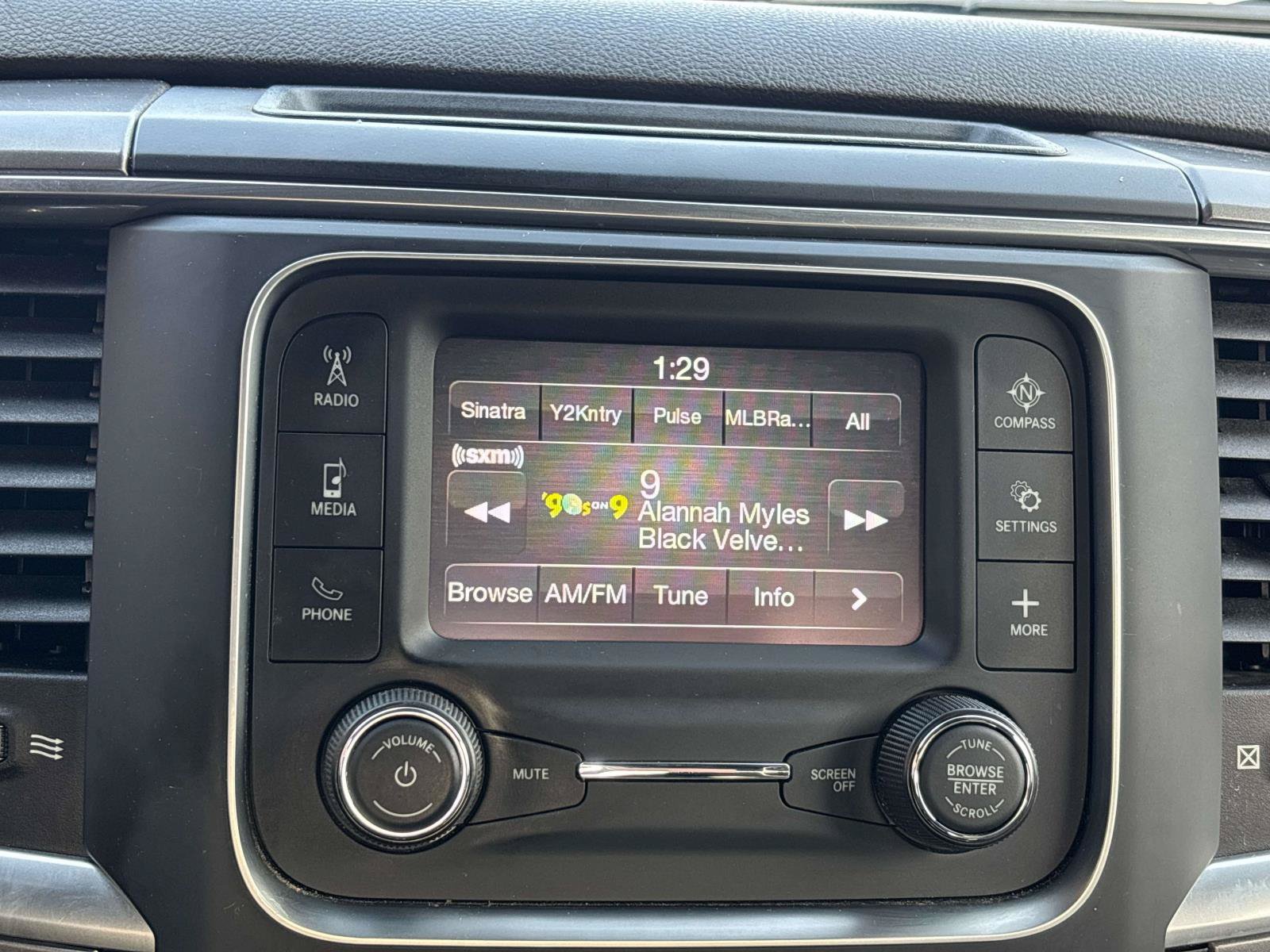 Used 2022 RAM 1500 Warlock AWD/4WD image 18