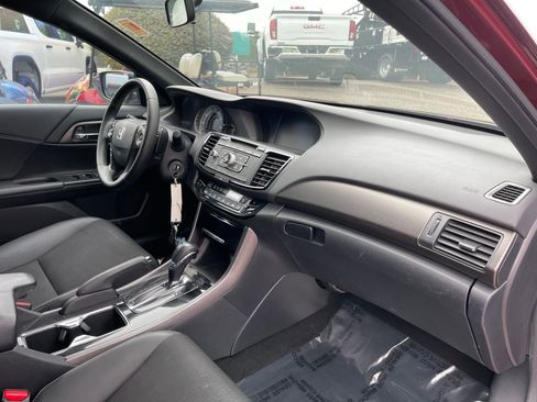 Used 2016 Honda Accord Sport image 27