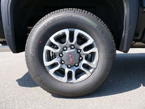 New 2025 GMC Sierra 2500 SLT w/ SLT Convenience Package image 13