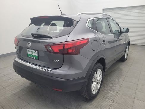 Used 2018 Nissan Rogue Sport SV w/ SV Technology Package image 9