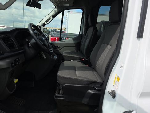 Used 2025 Ford Transit 350 XLT AWD/4WD image 5