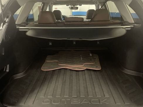 Used 2019 Subaru Outback 3.6R Touring AWD/4WD image 25