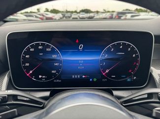 Used 2025 Mercedes-Benz GLC 300 video 2