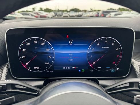 Used 2025 Mercedes-Benz GLC 300 image 2