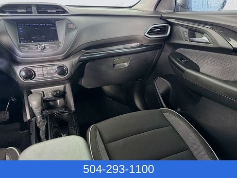 Used 2021 Chevrolet TrailBlazer LS FWD image 23