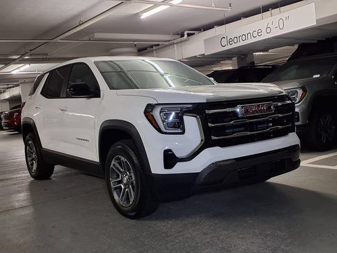 New 2027 GMC Terrain Elevation FWD image 3