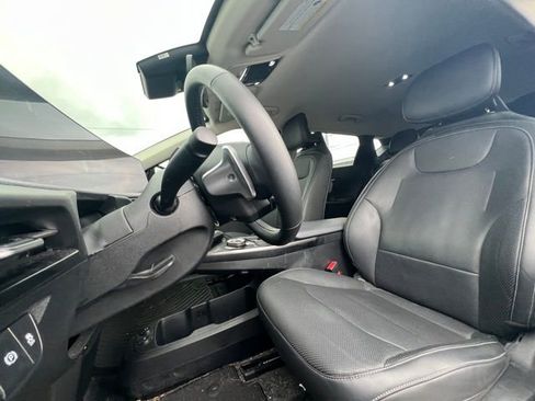 Certified 2024 Kia EV6 Wind w/ Wind Technology Package AWD/4WD image 18