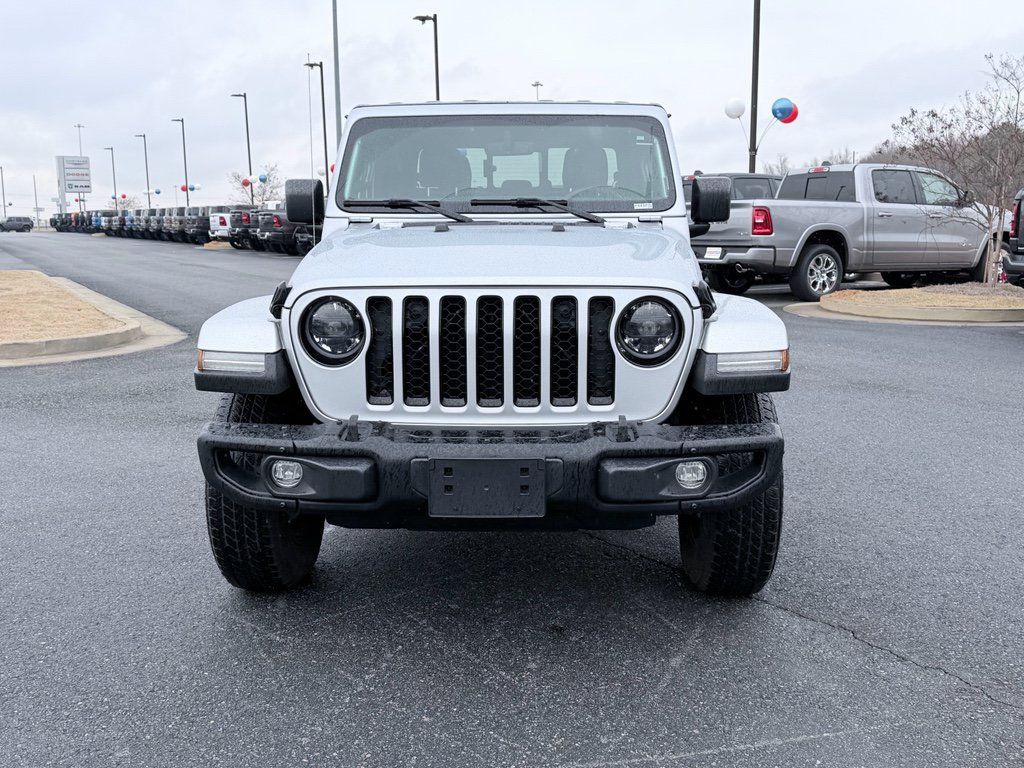 Used 2023 Jeep Gladiator Sport AWD/4WD image 3