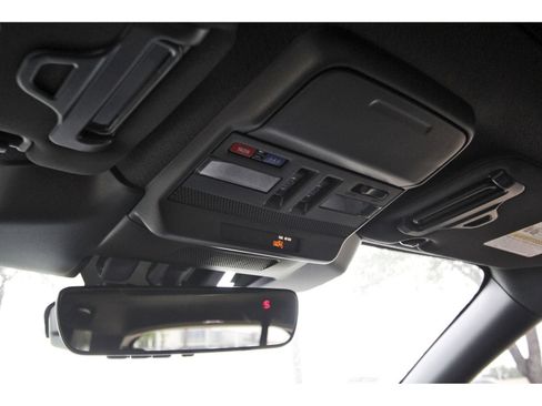 New 2026 Subaru Outback Limited AWD/4WD image 18