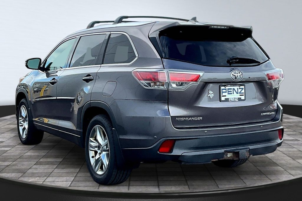Used 2015 Toyota Highlander Limited AWD/4WD image 4