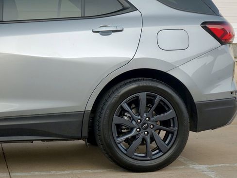 Used 2024 Chevrolet Equinox RS FWD image 25