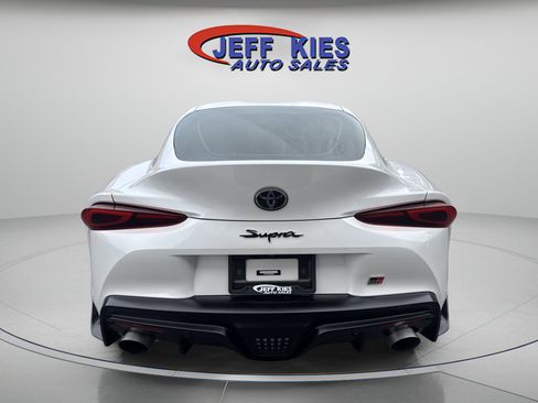 Used 2022 Toyota Supra Premium w/ Driver Assist Package RWD image 10