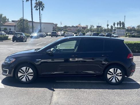 Used 2019 Volkswagen e-Golf SEL Premium FWD image 4