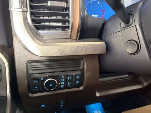 Used 2025 Ford F250 King Ranch w/ Chrome Package AWD/4WD image 43