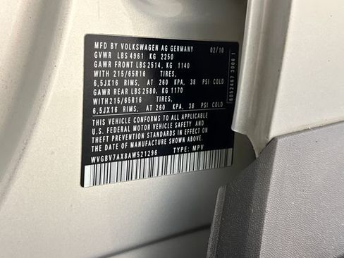Used 2010 Volkswagen Tiguan SE AWD/4WD image 23
