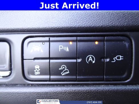 Used 2021 Chevrolet Tahoe Z71 w/ Z71 Off-Road Package image 24