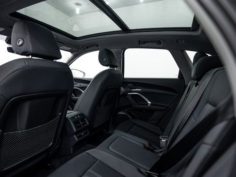 New 2025 Audi Q5 Premium Plus image 16