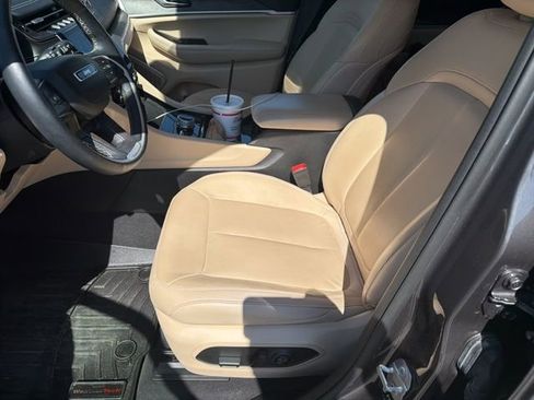 Used 2022 Jeep Grand Cherokee L Limited w/ Trailer Tow Group (B) image 10