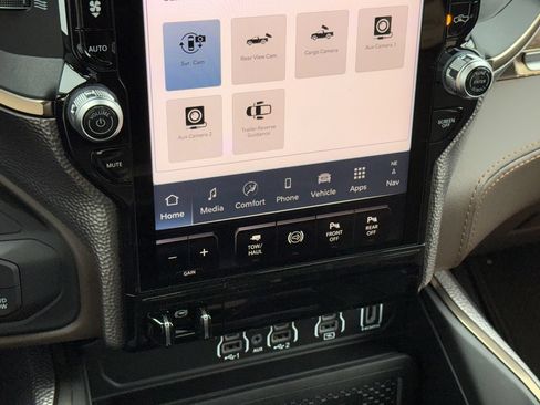 New 2026 RAM 2500 Limited AWD/4WD image 24